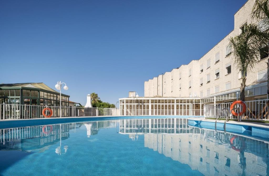 Hotel Ilunion Las Lomas — 4