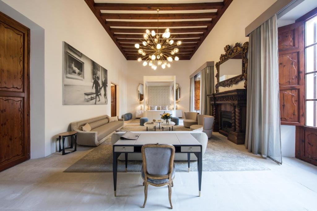 Palacio Can Marqués by Puro — 4