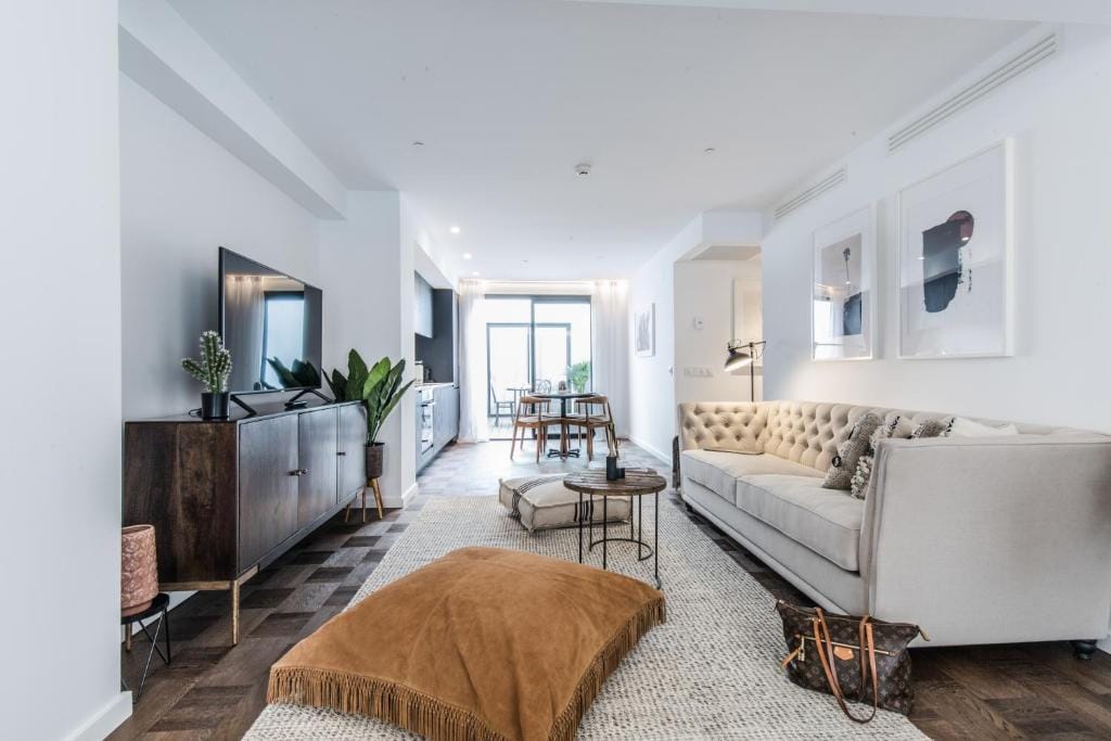 Terreno Suites — 2