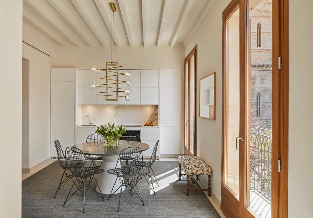 Vila Damunt — 4
